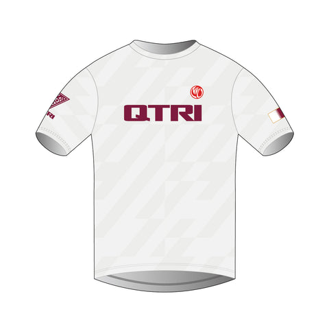 QTRI Men Black T Shirt (Set in sleeves)